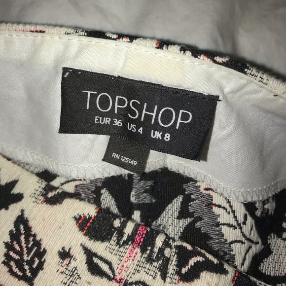 Topshop Mini Skirt, size 4 - Picture 4 of 4